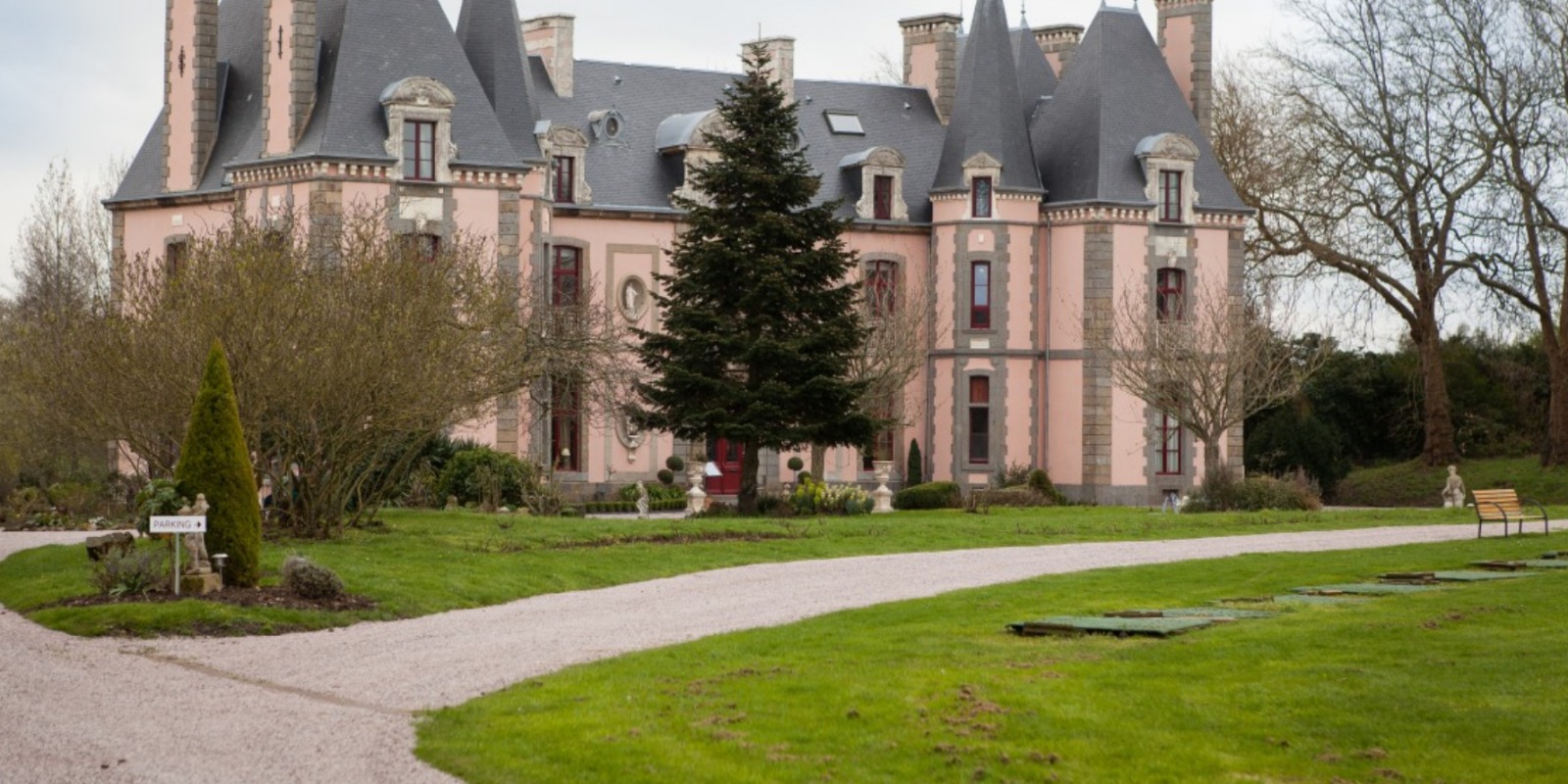 Château Hôtel du Colombier - Exclusive offers